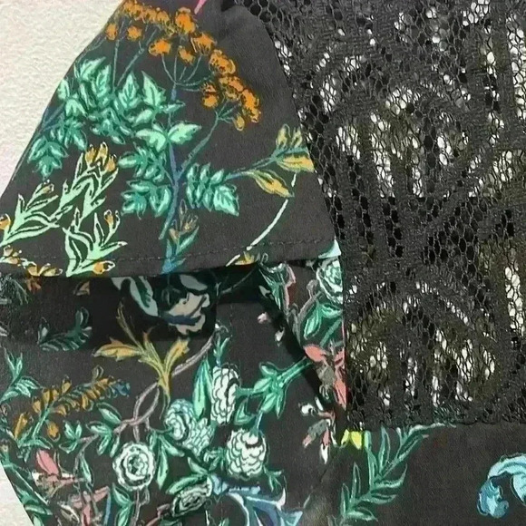 Twine & String floral black and orange short sleeve blouse shirt top size small - Picture 4 of 10